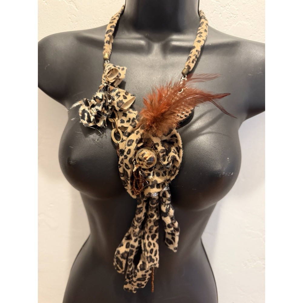 Vintage leopard Animal print necklace RUNWAY STATEMENT CRAZY ARTISTIC BOLD